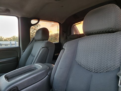Used 2003 Chevrolet Avalanche 4x4 w/ Suspension Package, Off-Road image 7