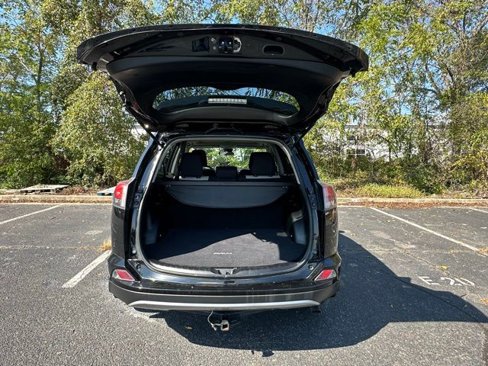 Used 2017 Toyota RAV4 XLE image 13