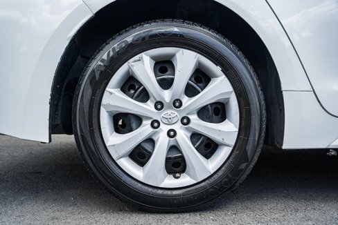 Used 2022 Toyota Corolla LE image 17