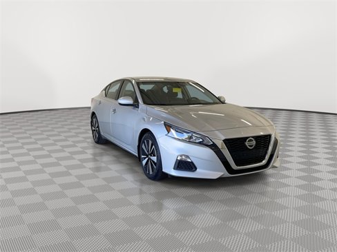 Certified 2022 Nissan Altima 2.5 SV image 2