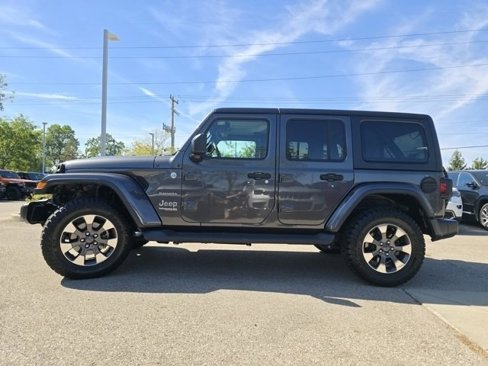 Used 2019 Jeep Wrangler Unlimited Sahara image 25