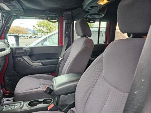 Used 2013 Jeep Wrangler Unlimited Sport image 21
