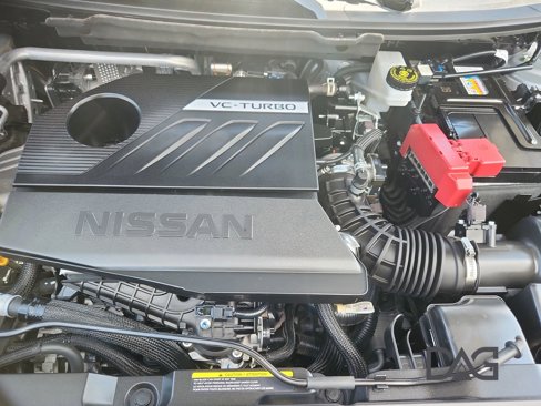 Used 2023 Nissan Rogue SV image 27