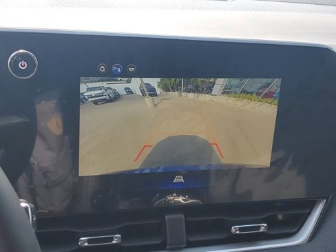 Used 2026 Chevrolet Equinox LT w/ Convenience Package II image 24