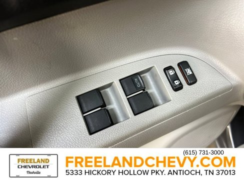 Used 2010 Toyota Highlander 2WD image 11