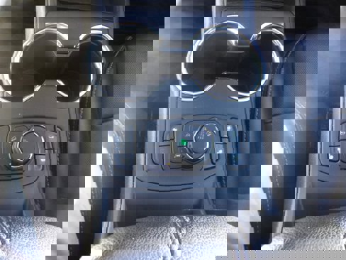 Used 2023 GMC Terrain SLT image 19
