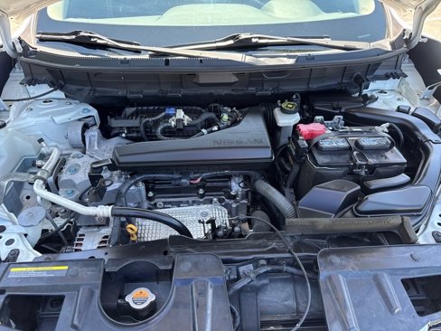 Used 2016 Nissan Rogue S w/ Appearance Package image 14