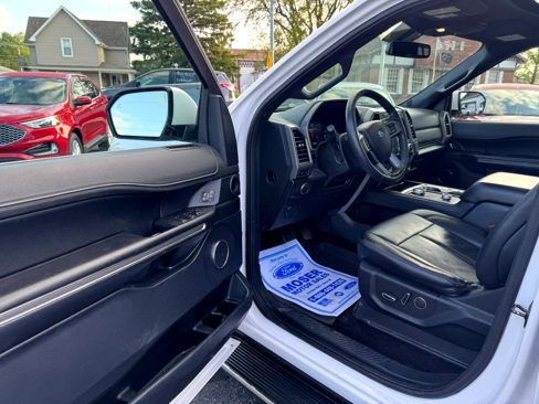 Used 2019 Ford Expedition Max XLT w/ Equipment Group 202A image 10