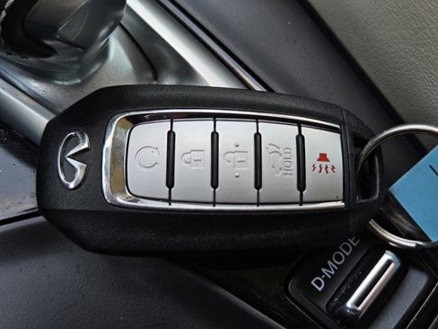 Used 2022 INFINITI QX50 Essential image 35