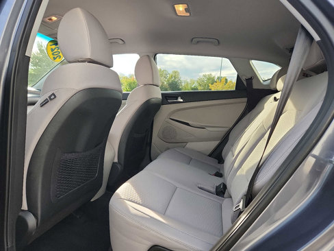 Used 2021 Hyundai Tucson SE image 10