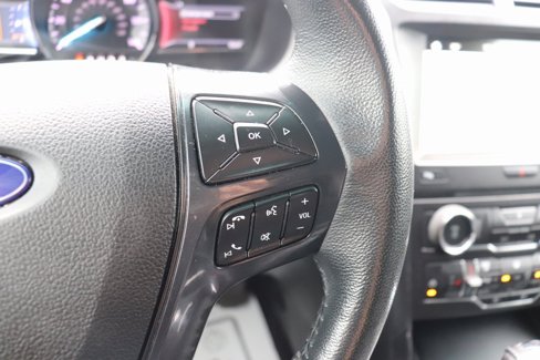 Used 2018 Ford Explorer XLT w/ Equipment Group 202A image 30