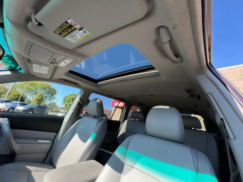 Used 2013 Toyota Highlander SE image 16