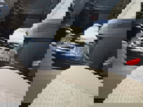 Certified 2022 Ford Escape SE w/ Cold Weather Package image 22