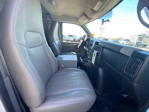 Used 2012 Chevrolet Express 2500 w/ Cold Climate Package image 29