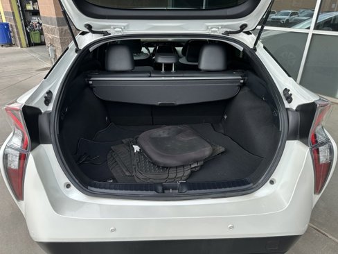Used 2018 Toyota Prius Four image 35
