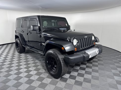 Used 2012 Jeep Wrangler Unlimited Sahara w/ Dual Top Group image 7