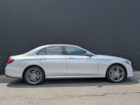 Used 2018 Mercedes-Benz E 400 4MATIC Sedan image 4