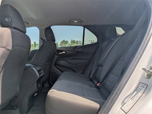 Used 2024 Chevrolet Equinox LT image 15
