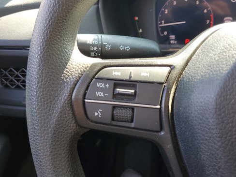 Used 2023 Honda Accord EX image 26