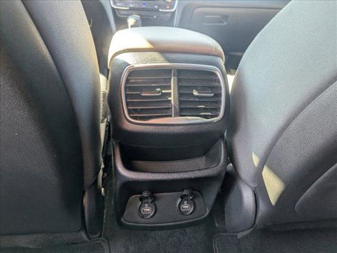 Used 2019 Hyundai Santa Fe SEL image 16