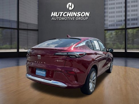 Certified 2024 Buick Envista Avenir image 3