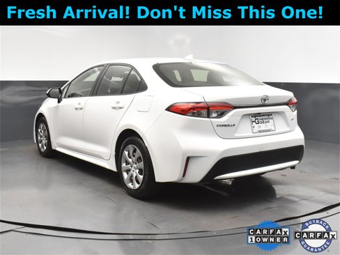Used 2021 Toyota Corolla LE image 5