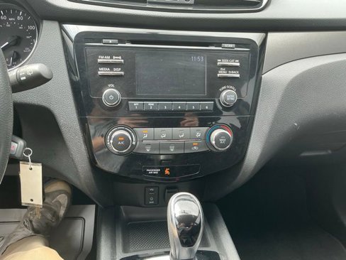 Used 2017 Nissan Rogue Sport S w/ S Appearance Package image 18