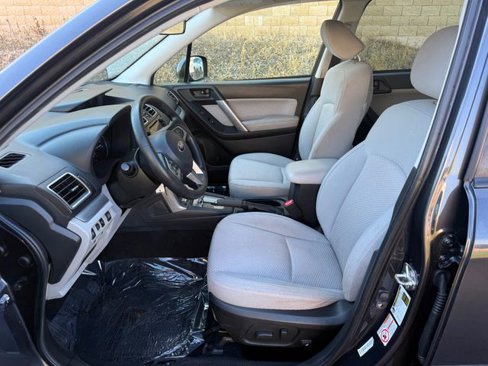 Used 2018 Subaru Forester 2.5i Premium image 6