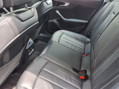 Used 2022 Audi A4 2.0T Premium Plus w/ Premium Plus Package image 10