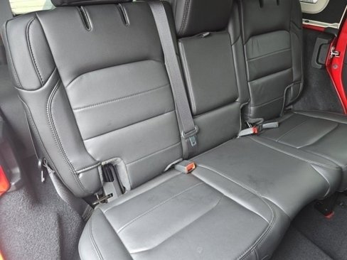 Used 2021 Jeep Wrangler Unlimited Sahara image 36