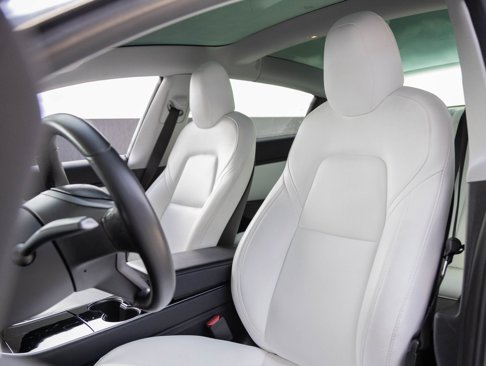 Used 2018 Tesla Model 3 Long Range image 5