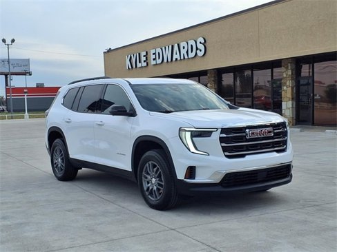 Used 2025 GMC Acadia Elevation image 3