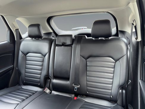 Used 2024 Ford Edge SEL image 18