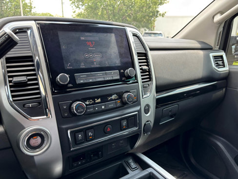 Used 2023 Nissan Titan SV w/ SV Utility Package image 15