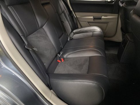 Used 2006 Chrysler 300 SRT8 w/ SRT Option Group II image 28