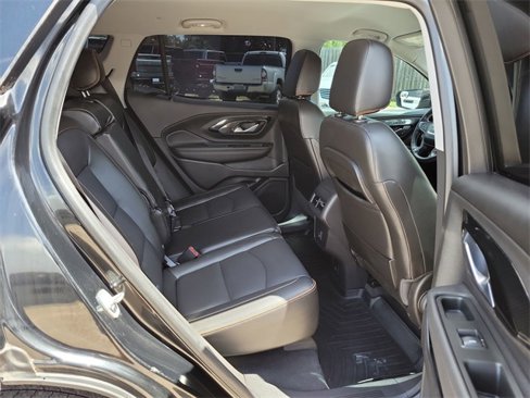 Certified 2022 GMC Terrain AT4 w/ Infotainment Package II image 27