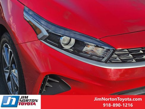 Used 2024 Kia Forte LXS image 10
