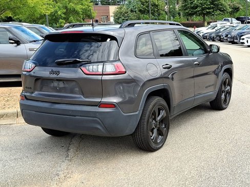 Used 2020 Jeep Cherokee Latitude Plus image 6