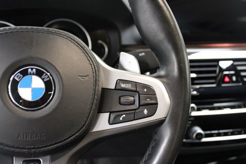 Used 2019 BMW 540i w/ M Sport Package image 27