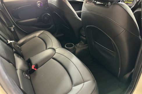 Used 2016 MINI Cooper S image 29