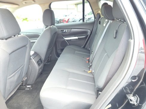 Used 2013 Ford Edge SE image 28