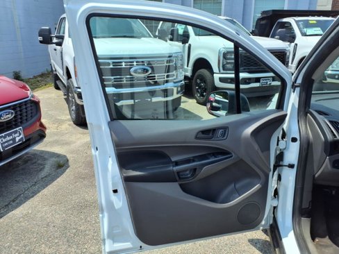 Used 2022 Ford Transit Connect XL image 10