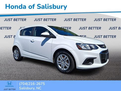 Used 2020 Chevrolet Sonic LT image 1