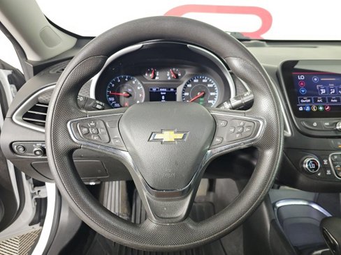 Used 2023 Chevrolet Malibu LT image 14