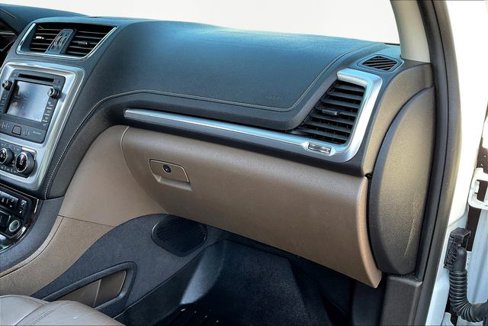 Used 2017 GMC Acadia Limited SLT image 19