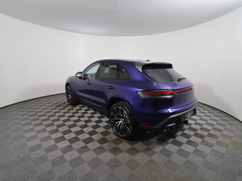 New 2025 Porsche Macan Turbo image 3