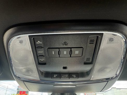 Used 2019 Jeep Grand Cherokee Laredo image 23