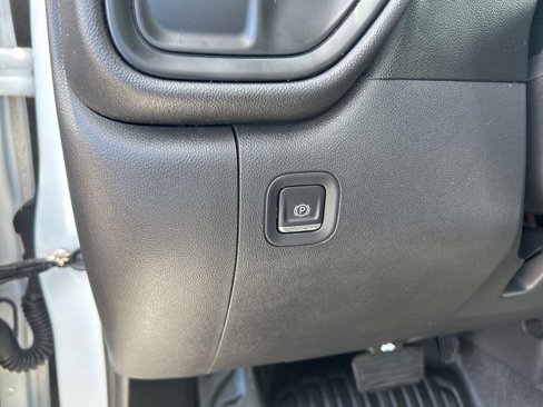 Used 2021 Chevrolet Silverado 1500 W/T w/ WT Fleet Convenience Package image 32