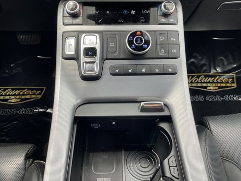Used 2024 Hyundai Palisade Calligraphy image 19