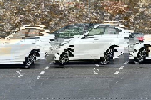Used 2023 Kia Forte LXS image 9